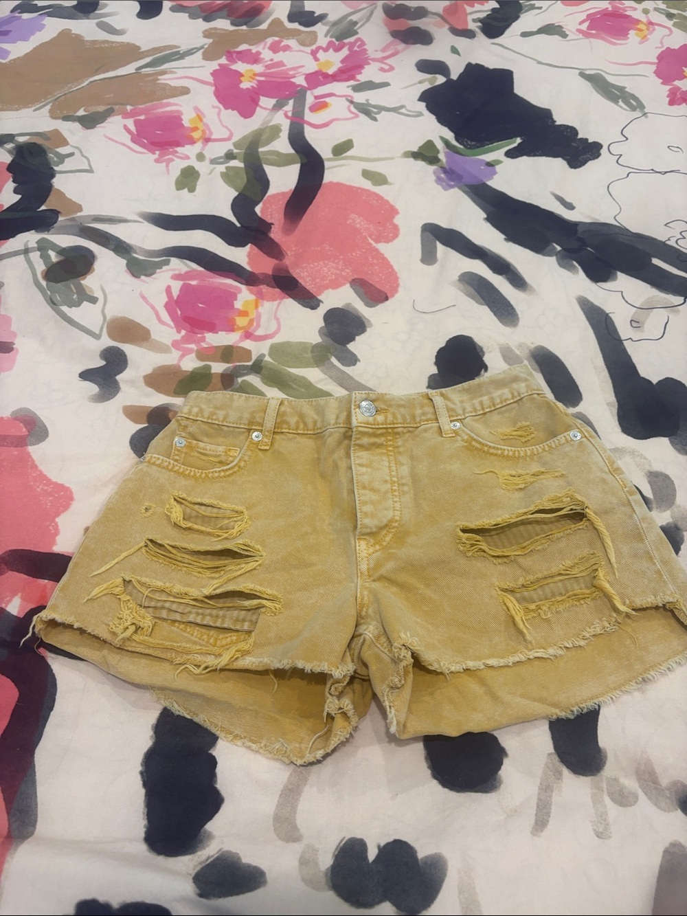 Women’s Distressed Mustard Jean Shorts - Casual Frayed Hem